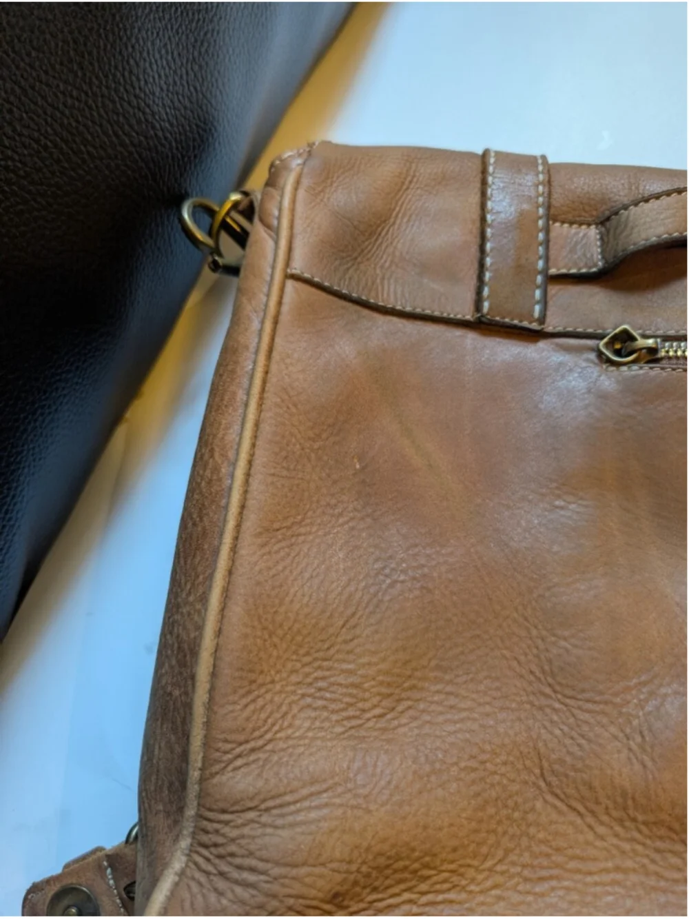 Roots Vintage Made In Canada Leather Laptop Messenger Tribe Bag Satchel Brown Ii